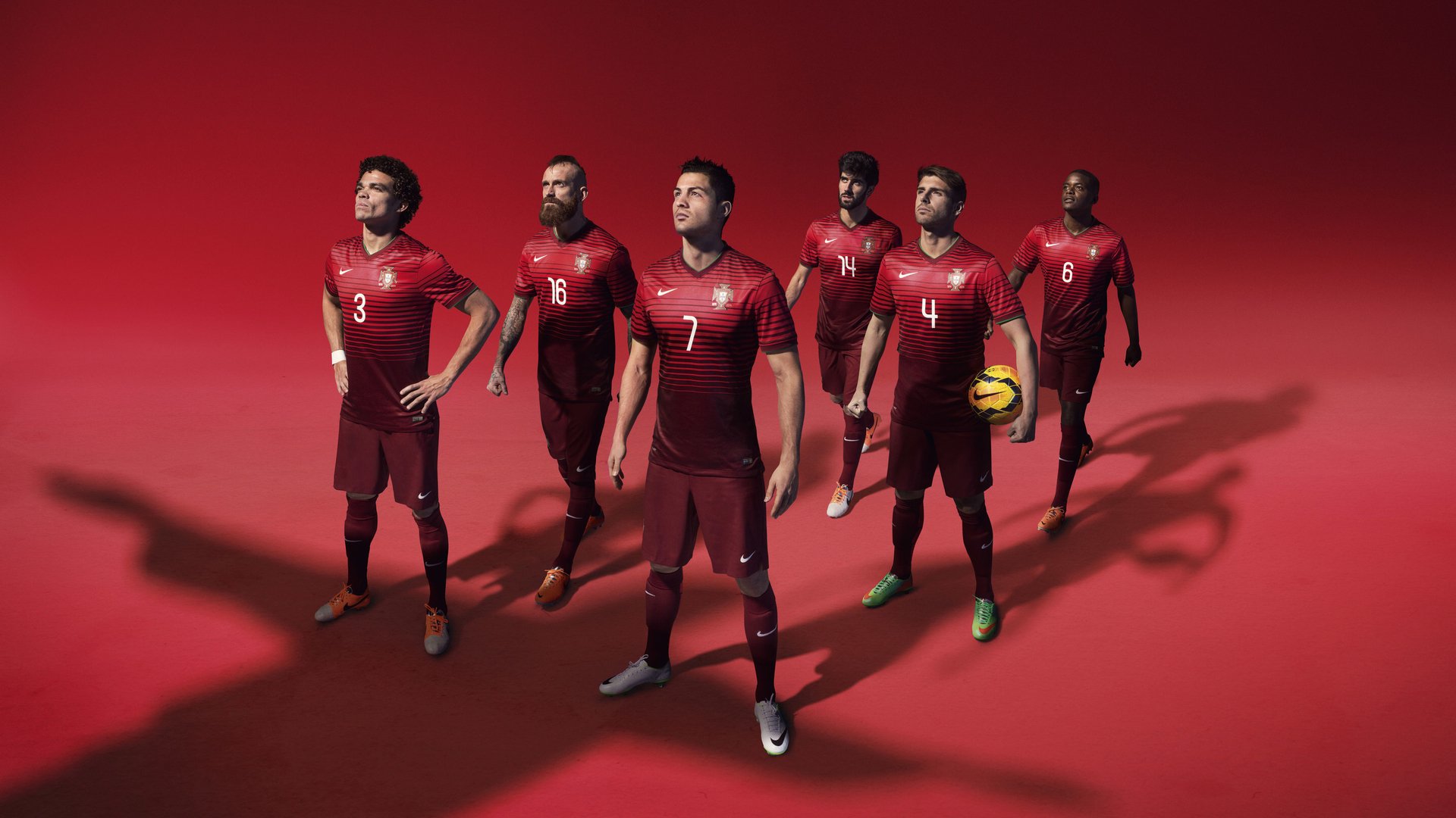 球队在客场表现稳健赢得重要积分，球队主客场作战有什么不同