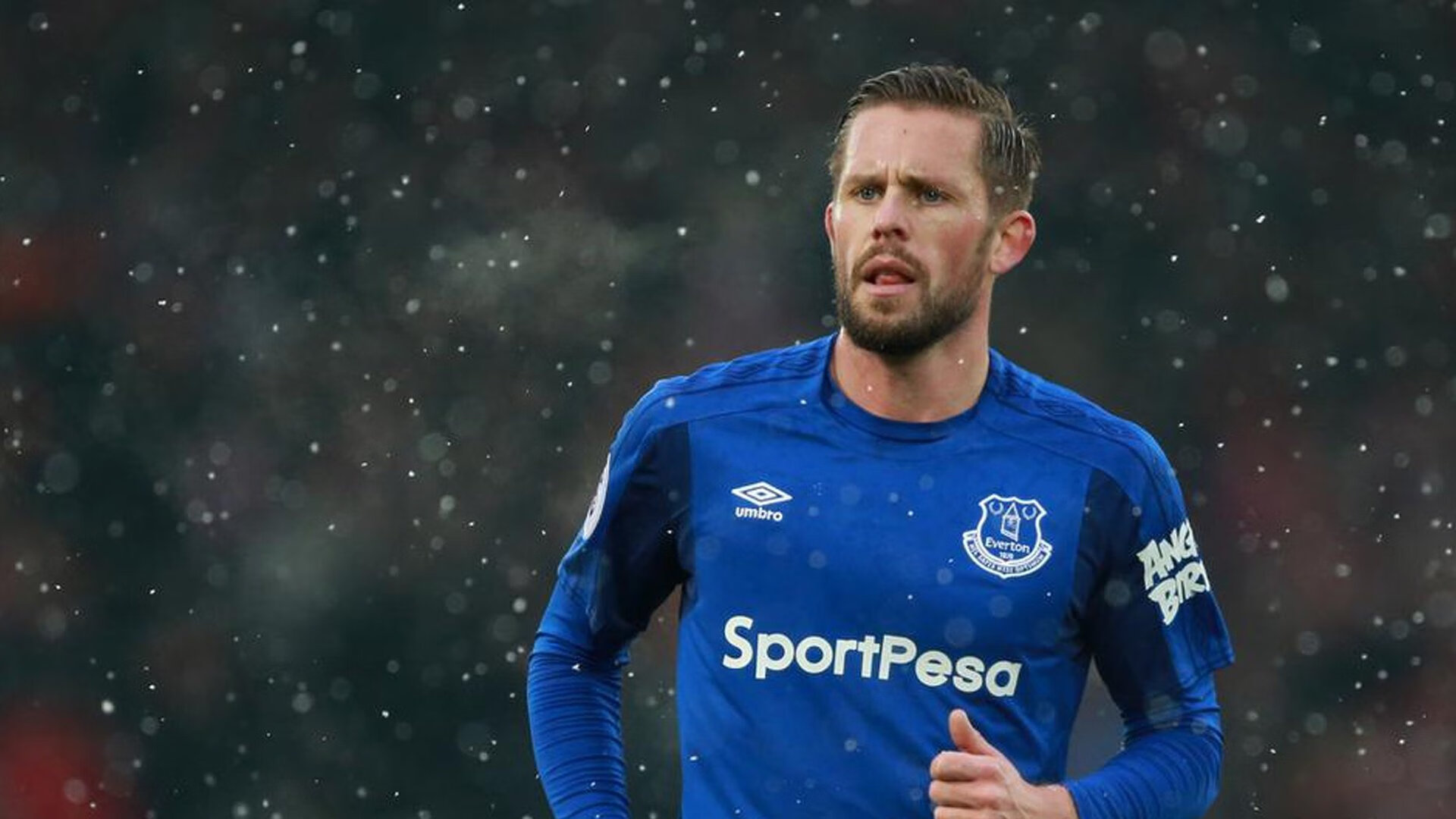 鹈鹕队冲刺季后赛,士气高昂,鹈鹕队首发阵容