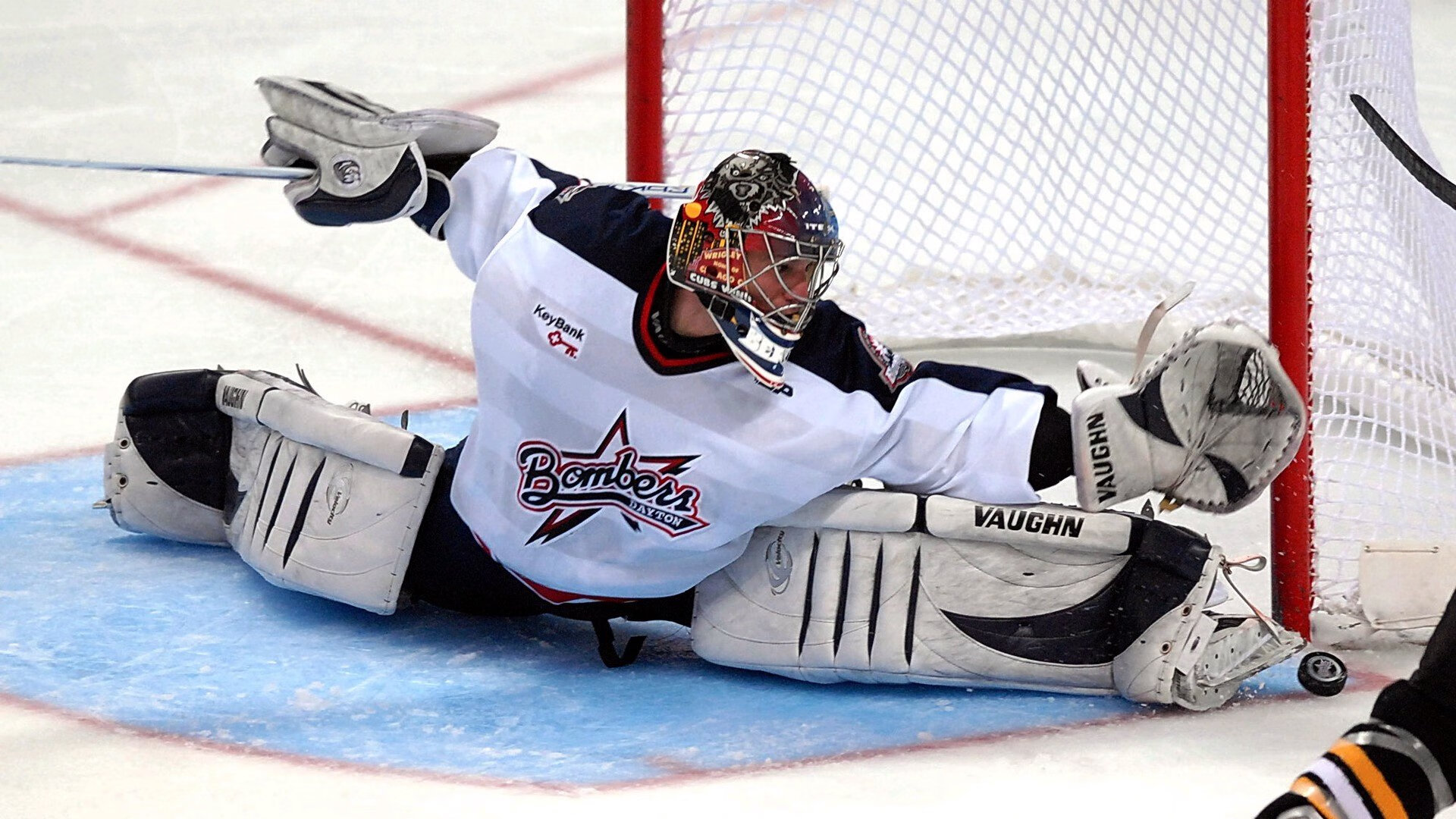 新闻中心亮点回顾高层管理结构调整展现品牌全新形象，高层管理者角色有哪些